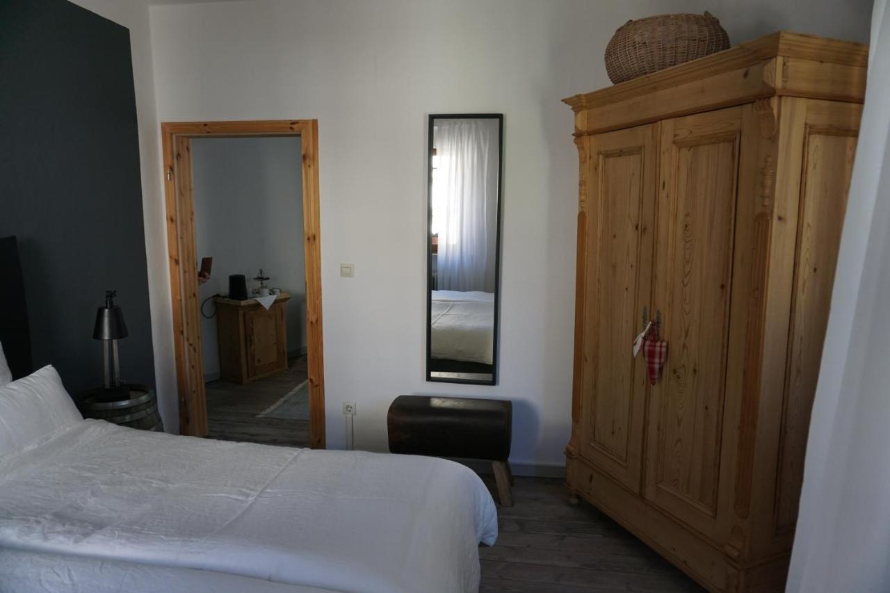 Hotel Garni Altes Winzerhaus Moselschaenke Гкоберн-Гондорф Экстерьер фото