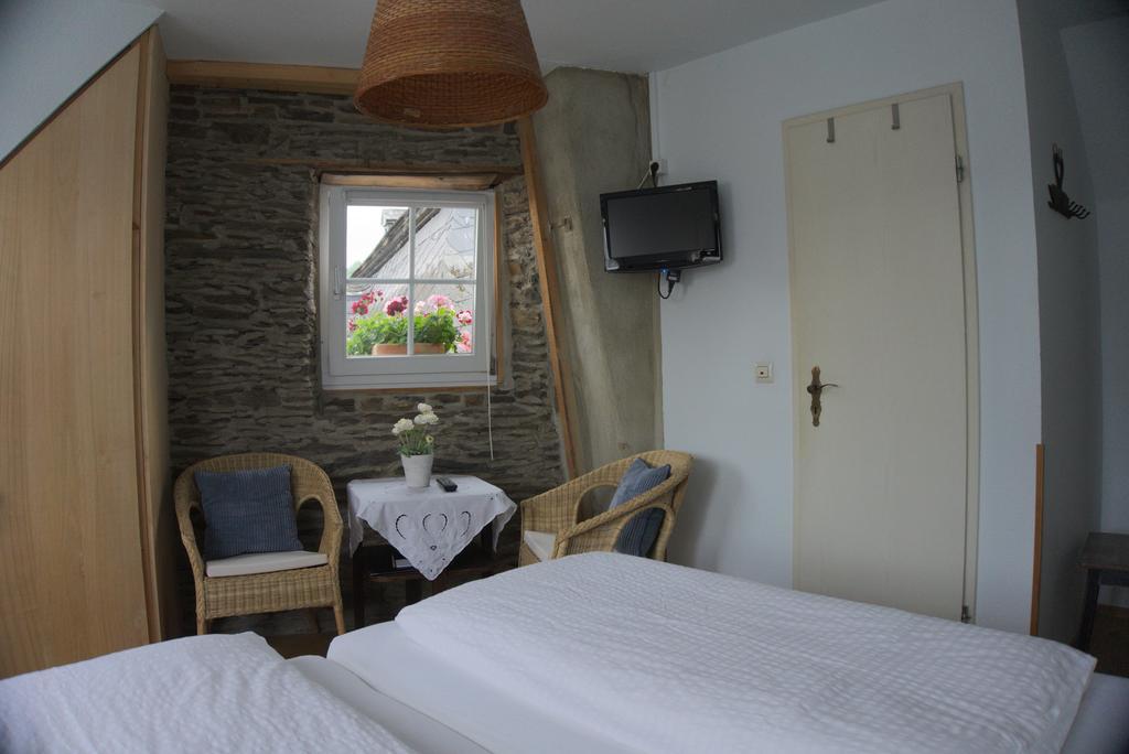 Hotel Garni Altes Winzerhaus Moselschaenke Гкоберн-Гондорф Экстерьер фото