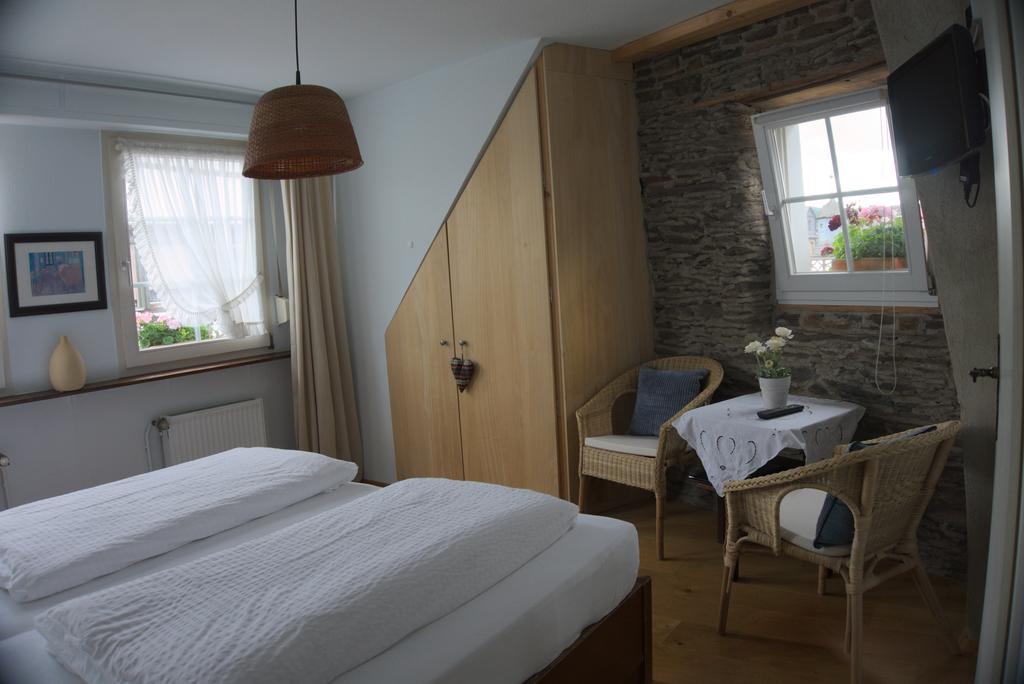 Hotel Garni Altes Winzerhaus Moselschaenke Гкоберн-Гондорф Экстерьер фото